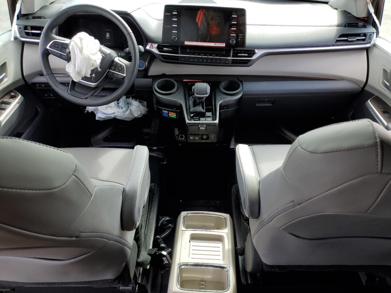 2022 TOYOTA SIENNA XLE VIN:5TDYRKEC2NS129661