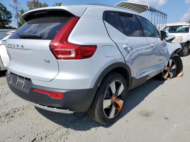 2021 VOLVO XC40 T4 MOMENTUM VIN: YV4AC2HK1M2475614