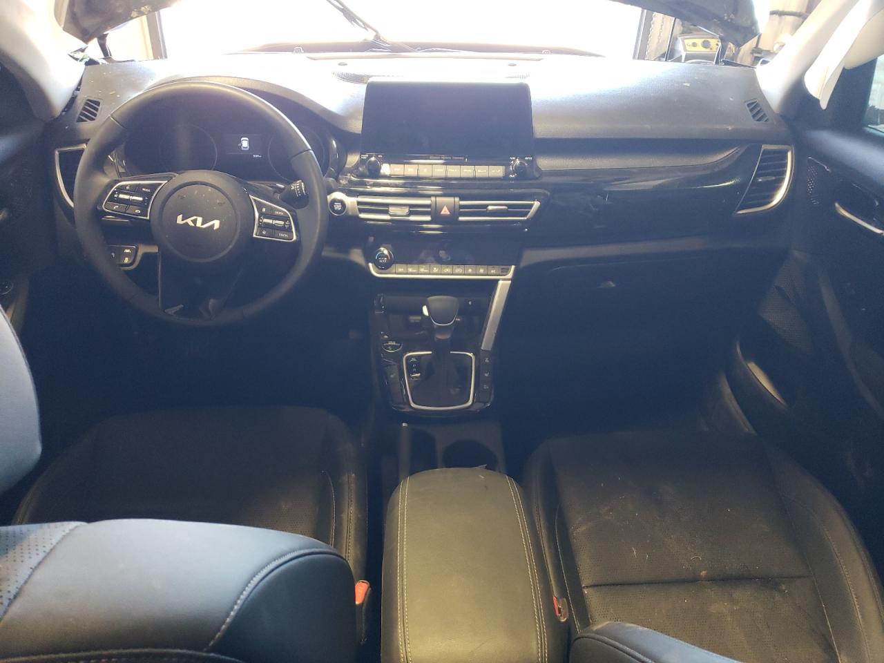 2023 KIA SELTOS EX VIN:KNDERCAA5P7447154