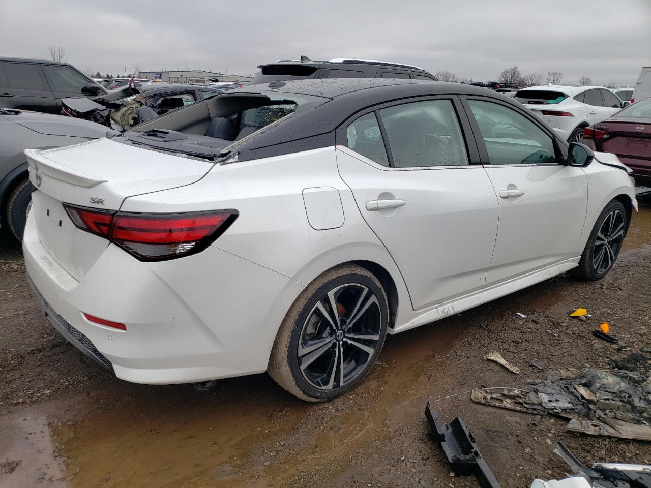 2022 NISSAN SENTRA SR VIN:3N1AB8DV5NY283255