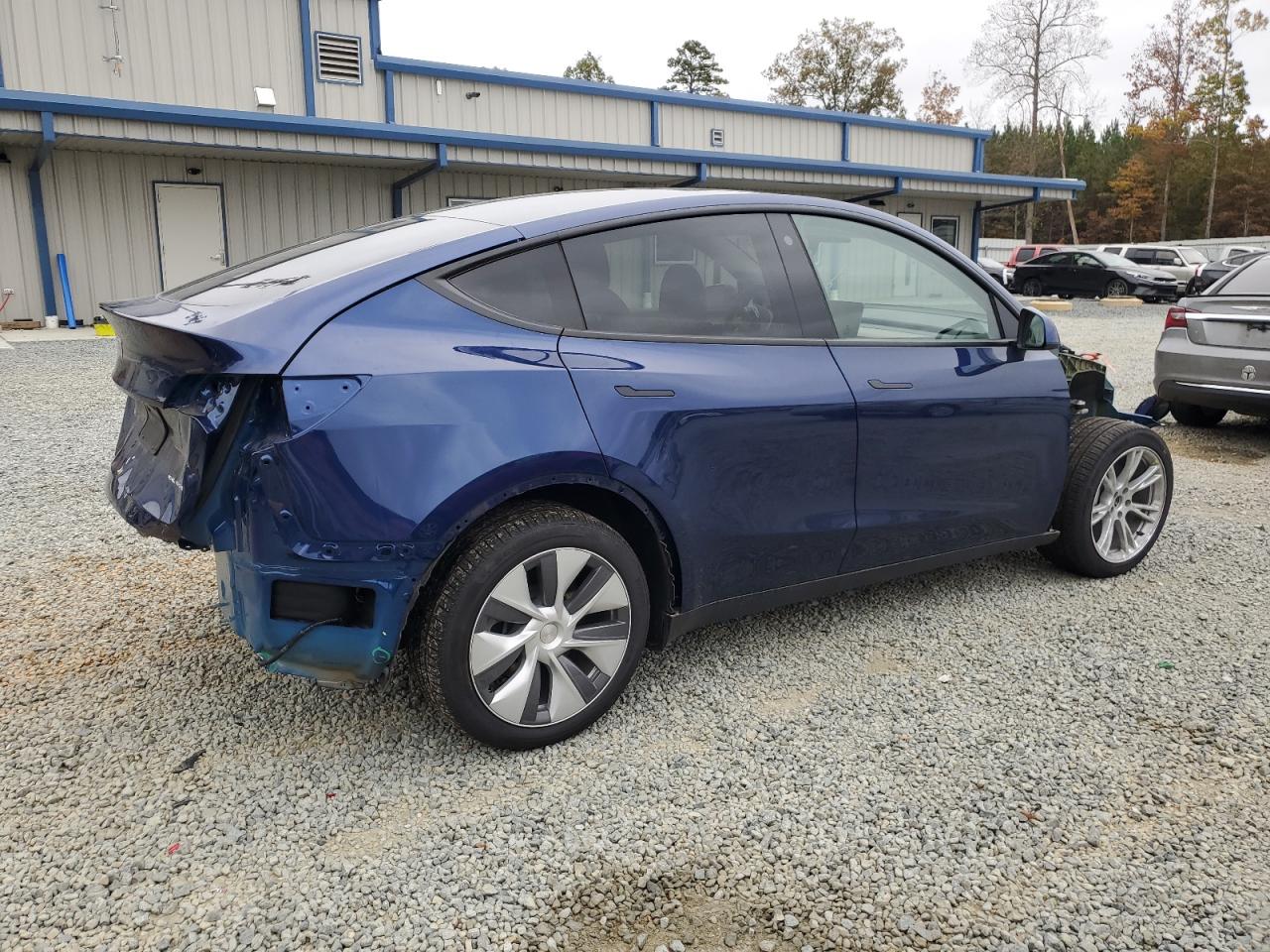 2023 TESLA MODEL Y  VIN:7SAYGDEE7PA113384