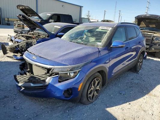 2021 KIA SELTOS EX VIN: KNDERCAA7M7131251
