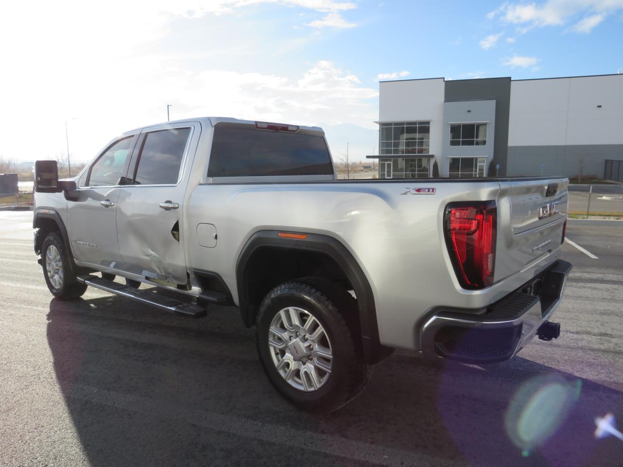 2023 GMC SIERRA K3500 SLT VIN:1GT49UEY3PF177694