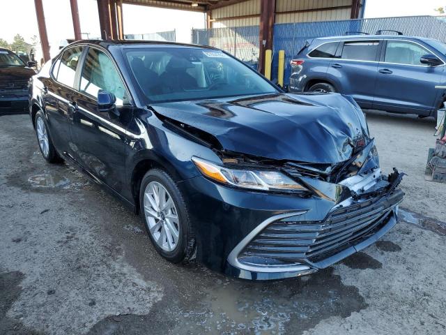 2021 TOYOTA CAMRY LE VIN: 4T1C11AK0MU543729
