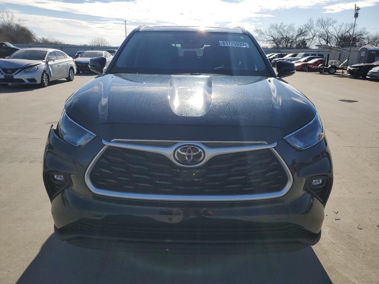 2022 TOYOTA HIGHLANDER XLE VIN:5TDGZRBH2NS226721