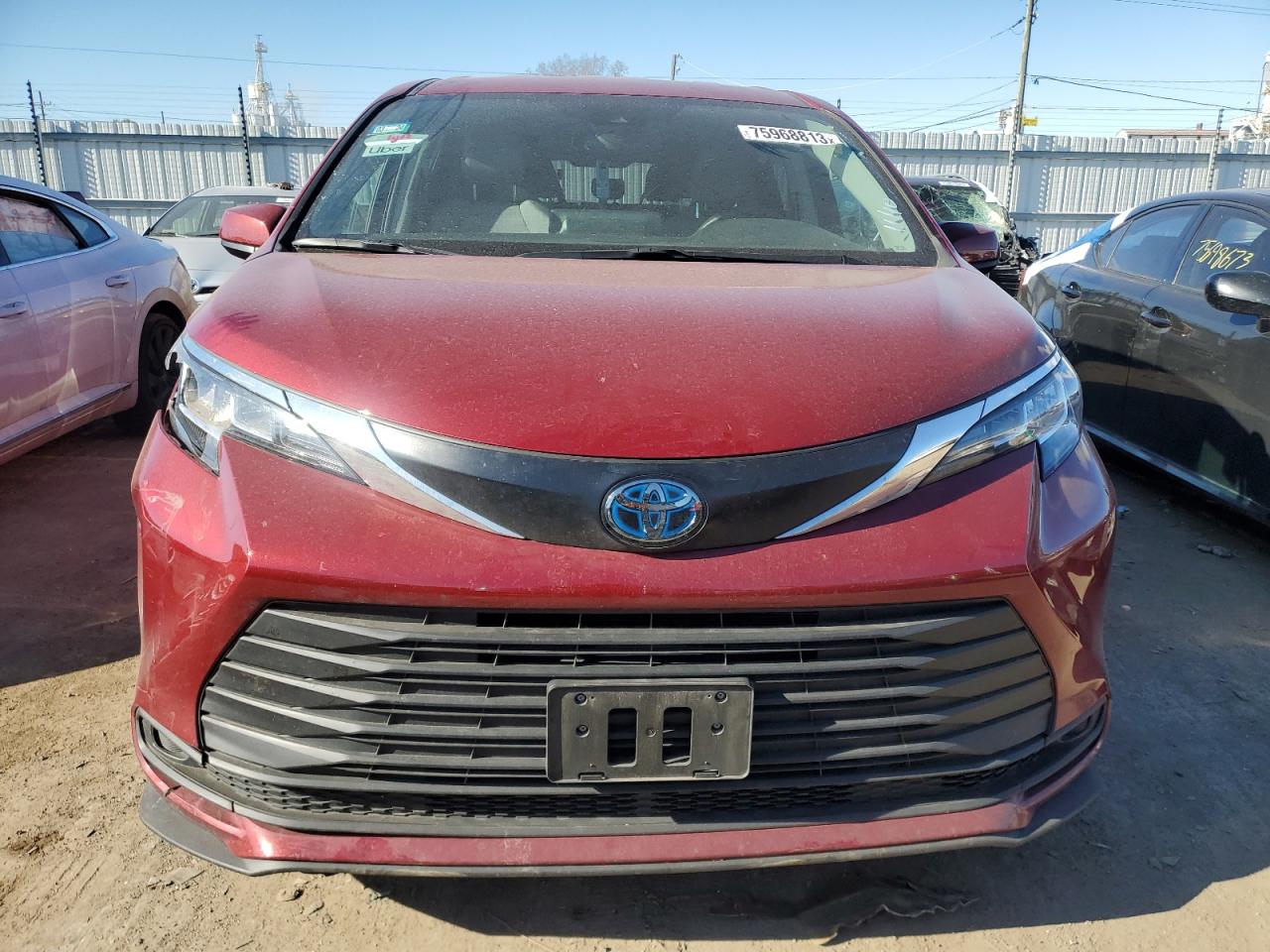 2022 TOYOTA SIENNA LE VIN:5TDKRKEC3NS134874