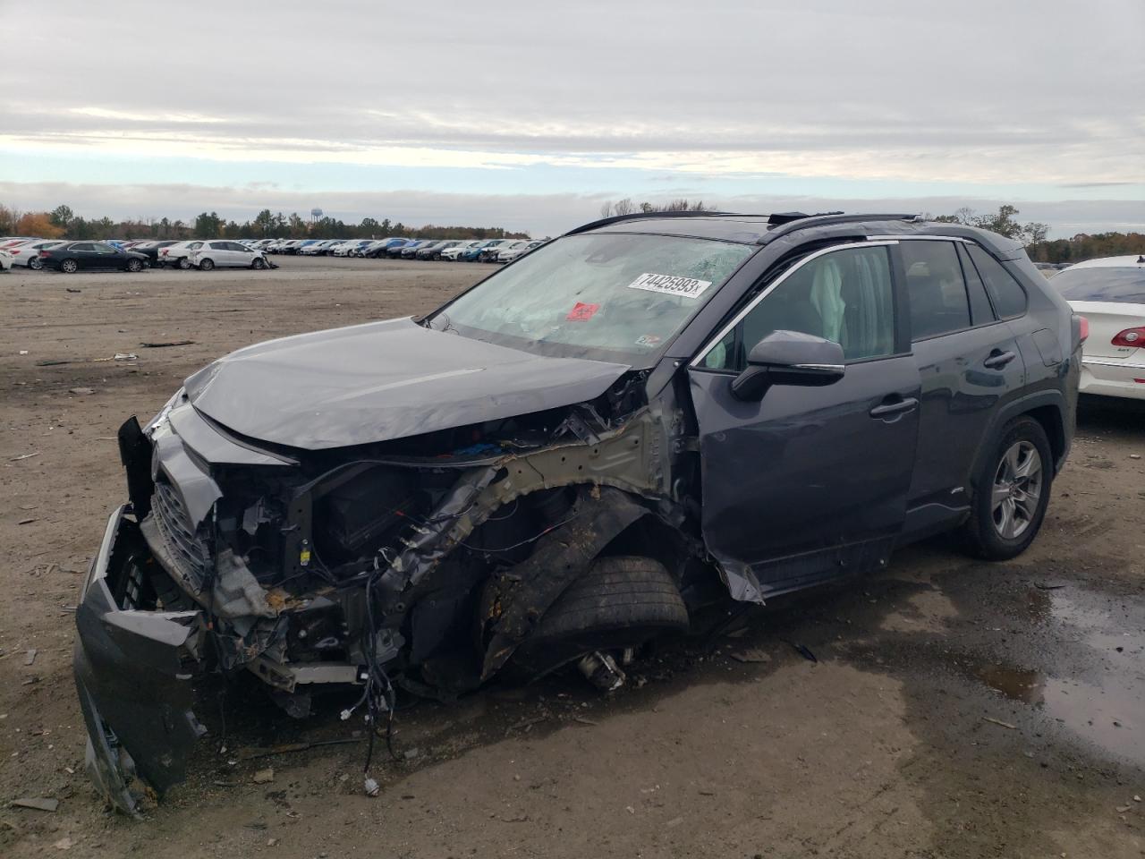 2022 TOYOTA RAV4 XLE VIN:2T3RWRFVXNW135065