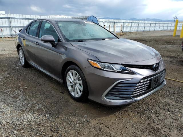 2021 TOYOTA CAMRY LE VIN: 4T1C11BK8MU040335