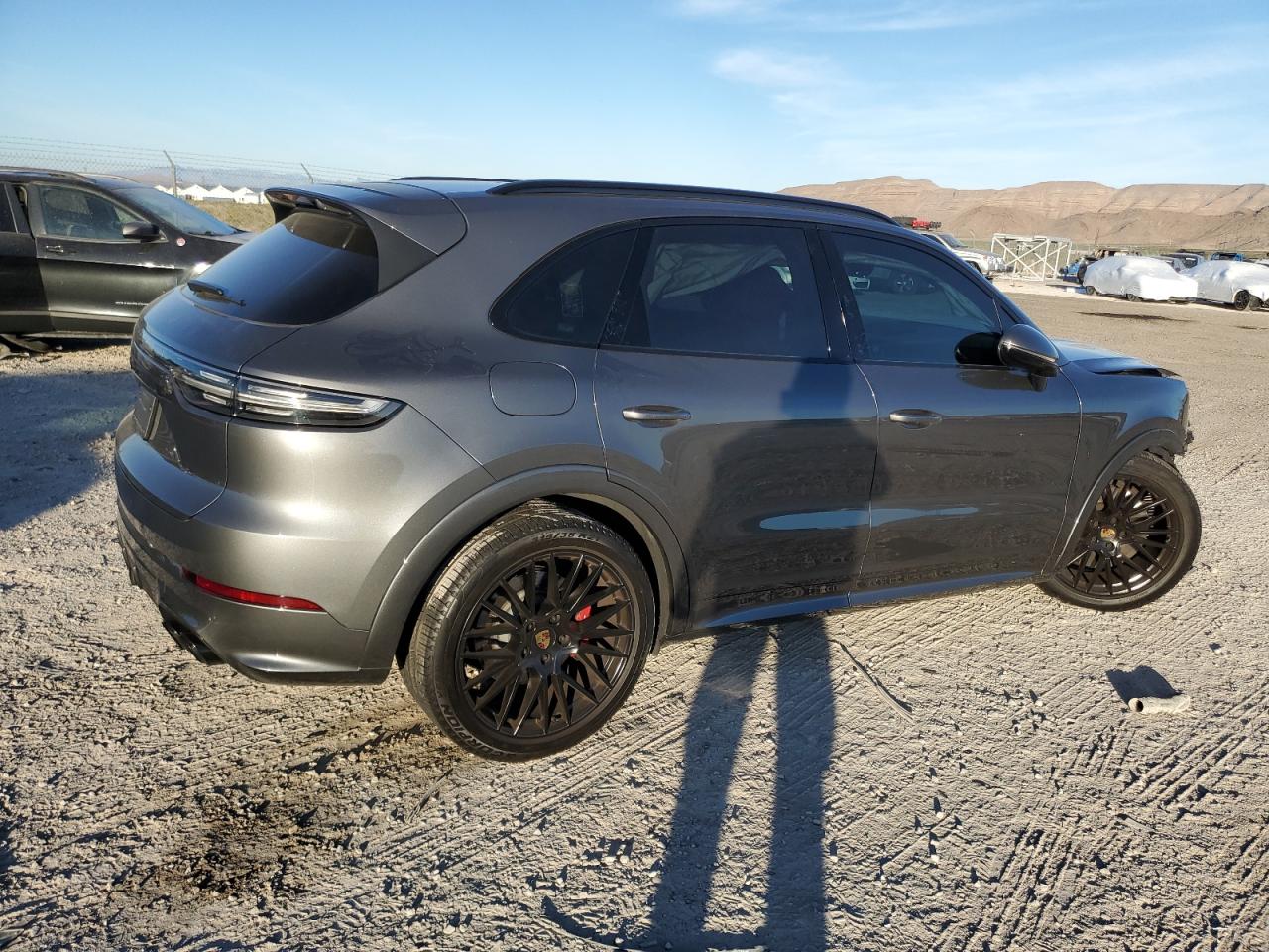 2022 PORSCHE CAYENNE GTS VIN:WP1AG2AY6NDA38427