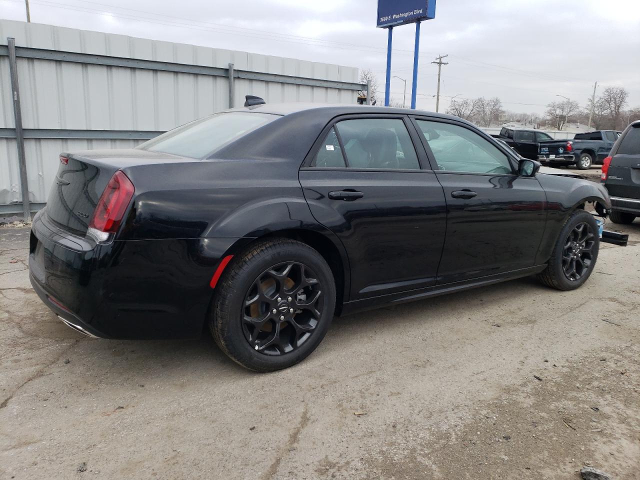 2023 CHRYSLER 300 TOURING L VIN:2C3CCASG3PH661942