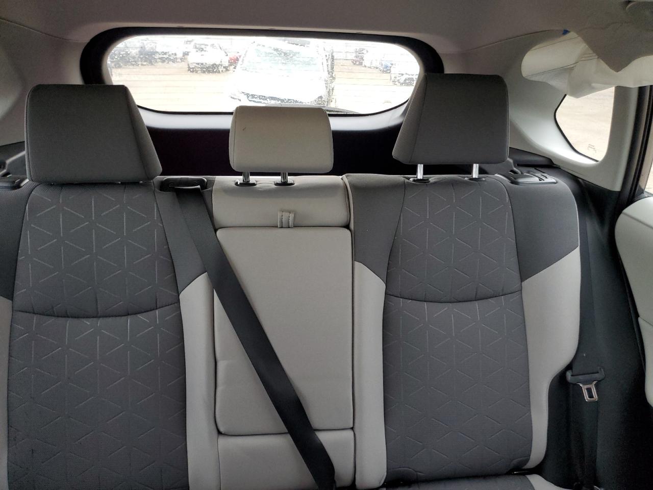 2022 TOYOTA RAV4 XLE VIN:2T3W1RFV9NC209952