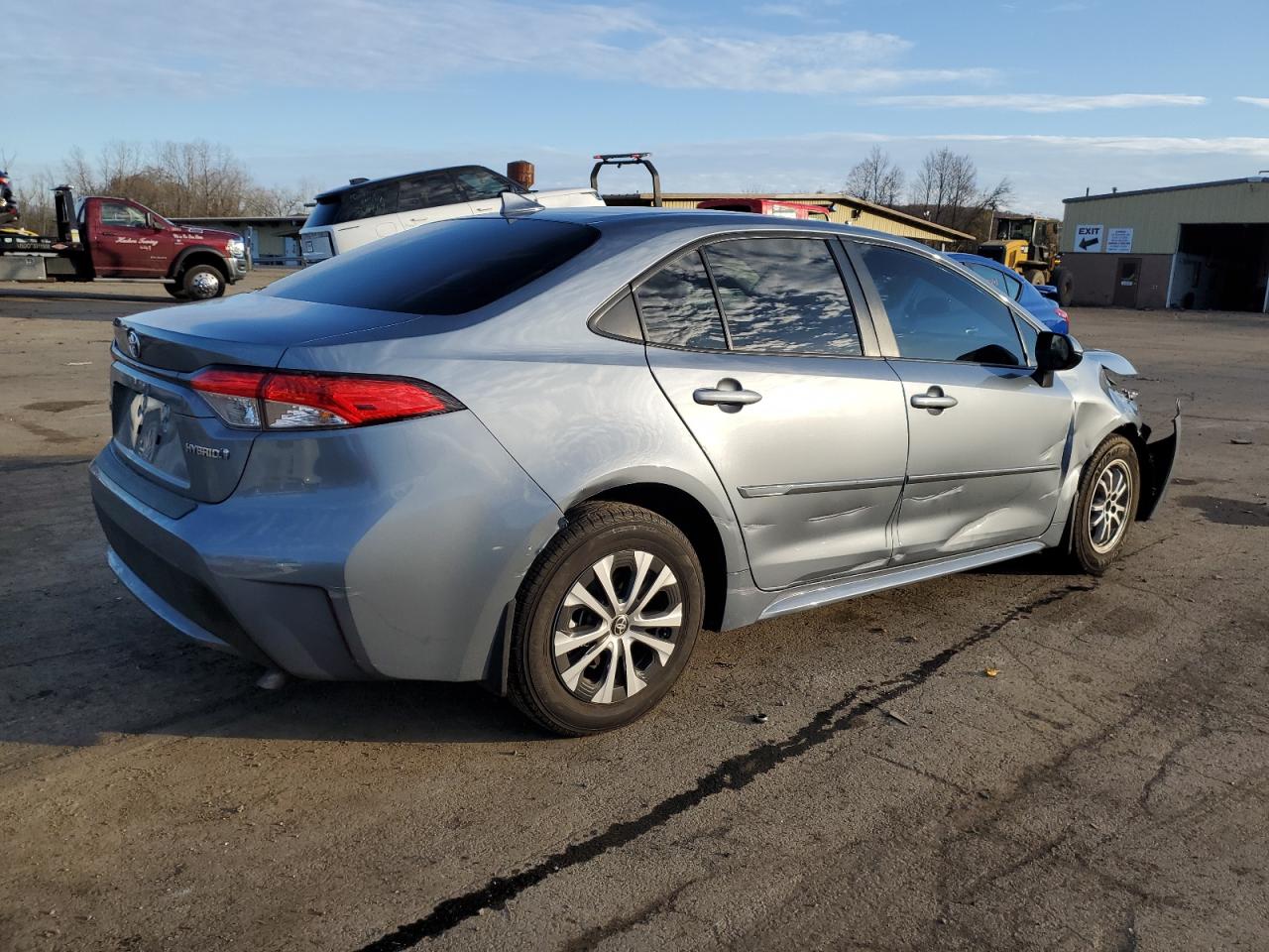 2022 TOYOTA COROLLA LE VIN:JTDEAMDE4NJ056377