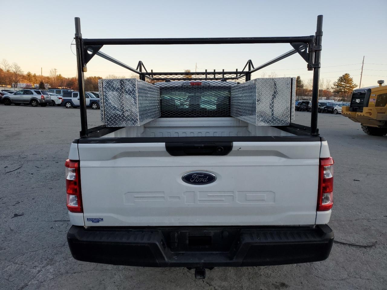 2022 FORD F150  VIN:1FTMF1CB8NKF16332