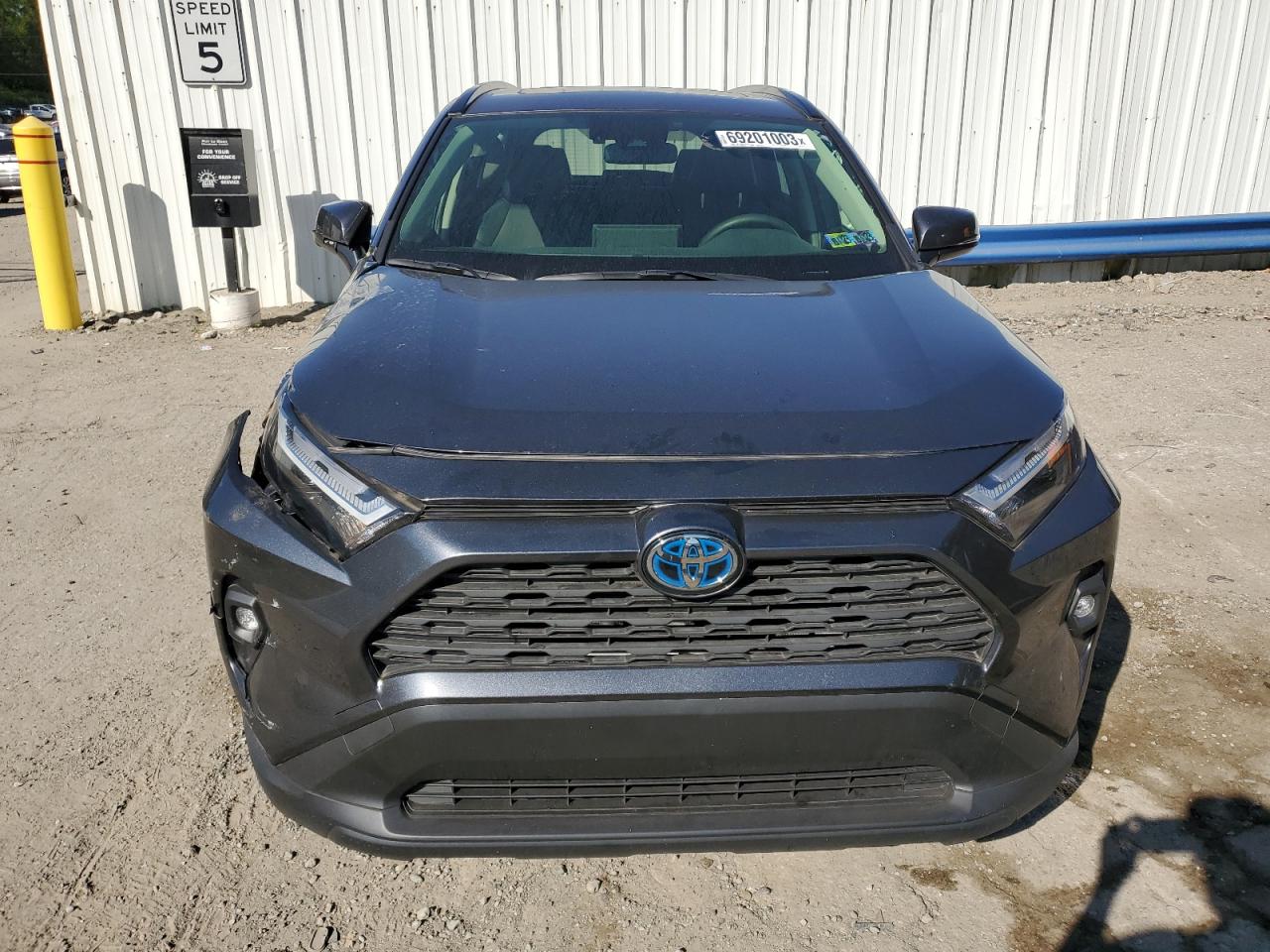 2022 TOYOTA RAV4 XLE PREMIUM VIN:JTMB6RFV0ND072718