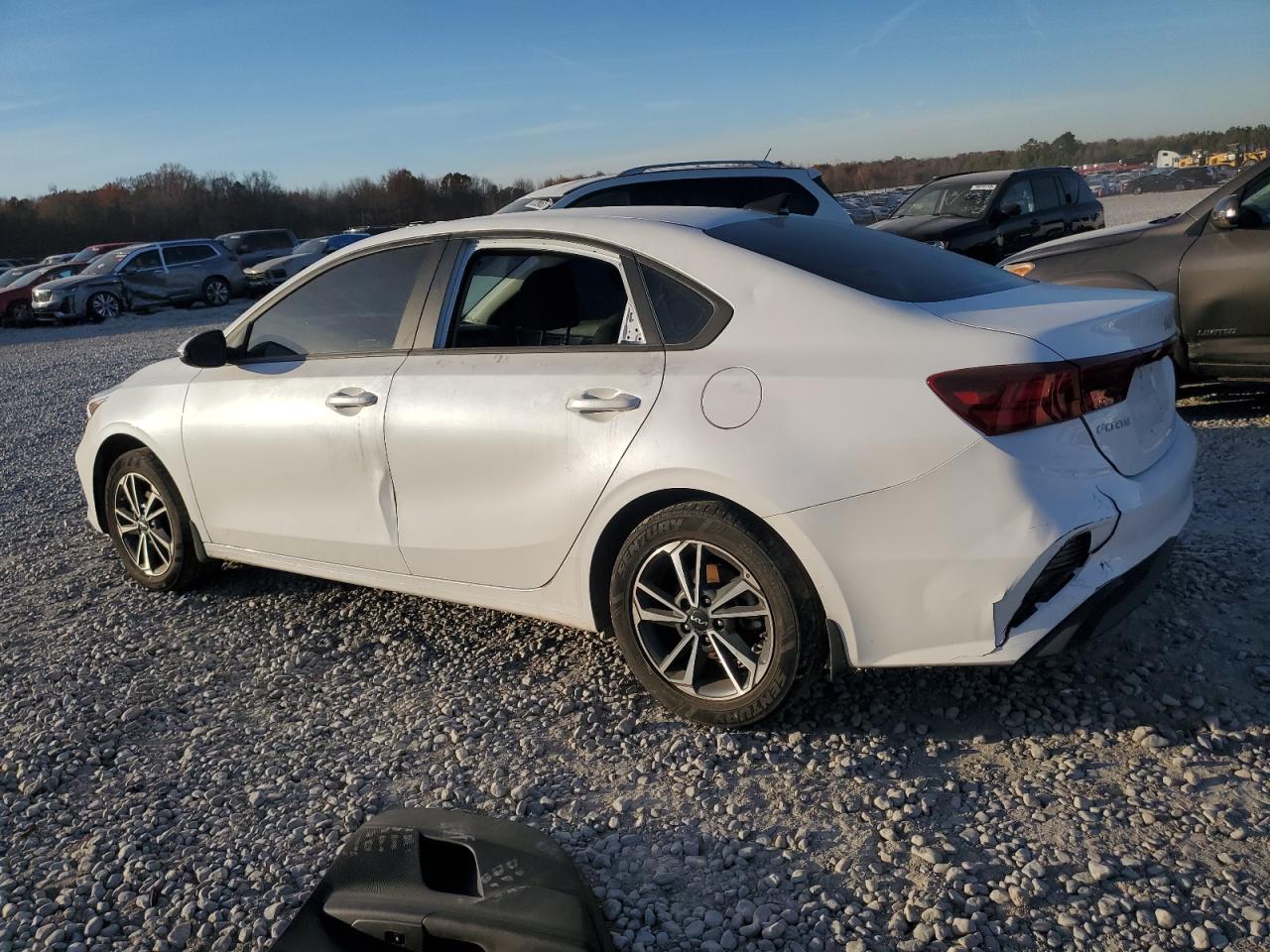 2023 KIA FORTE LX VIN:3KPF24AD8PE580063