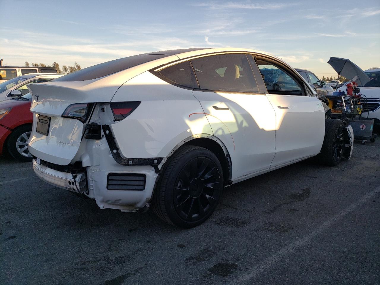 2022 TESLA MODEL Y VIN:78AYGDEE2NF438847