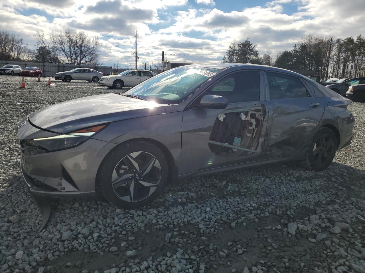 2022 HYUNDAI ELANTRA SEL VIN:KMHLN4AG7NU299175