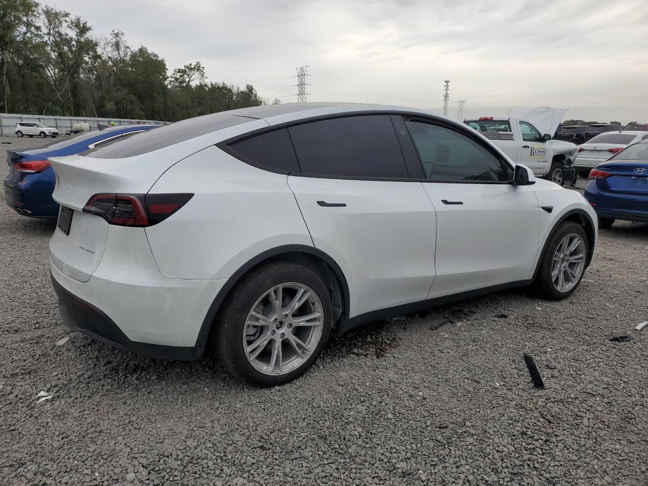 2023 TESLA MODEL Y  VIN:7SAYGAEE2PF798881