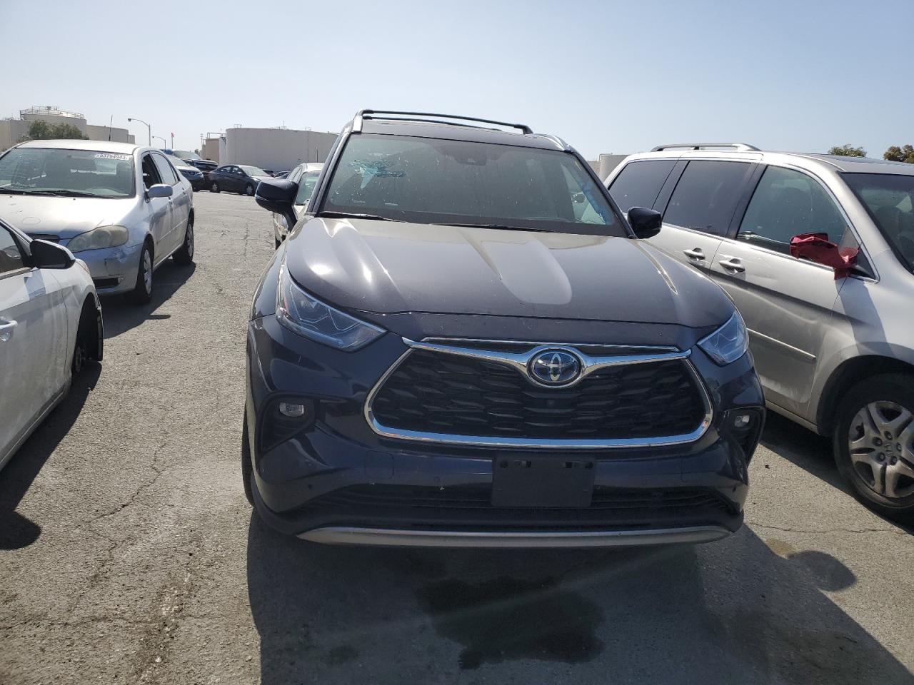 2022 TOYOTA HIGHLANDER HYBRID PLATINUM VIN:5TDEBRCHXNS083219