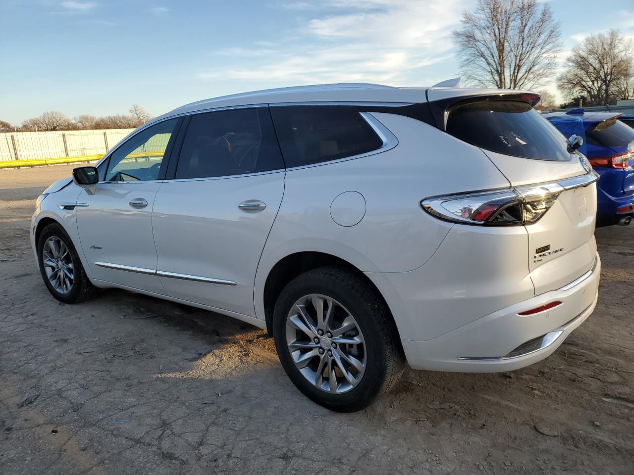 2022 BUICK ENCLAVE AVENIR VIN:5GAEVCKW4NJ179527