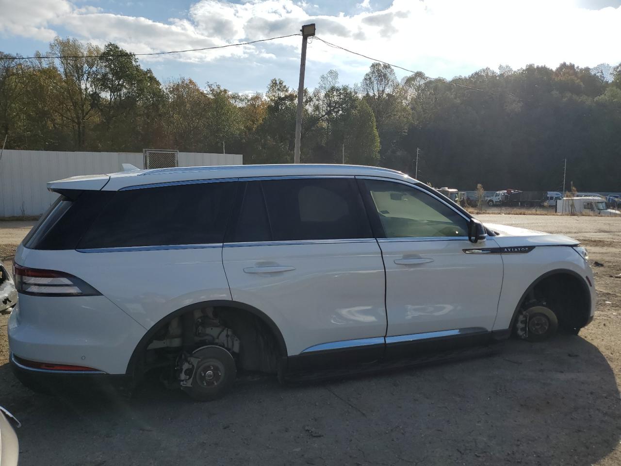 2022 LINCOLN AVIATOR RESERVE VIN:5LM5J7WC3NGL05061