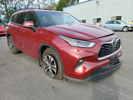 2021 TOYOTA HIGHLANDER XLE VIN: 5TDGZRBHXMS088618