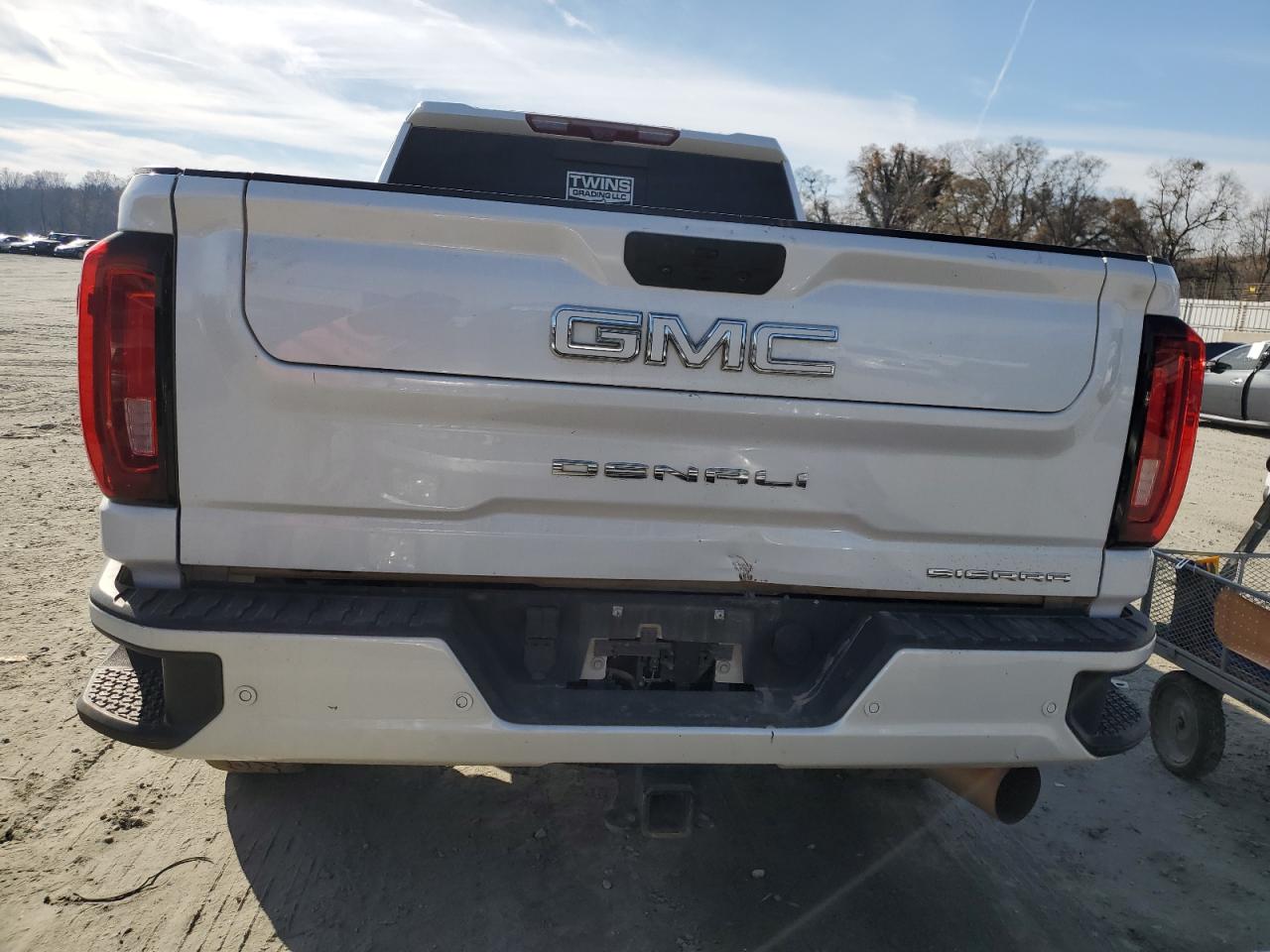 2022 GMC SIERRA K2500 DENALI VIN:1GT49REY8NF173327