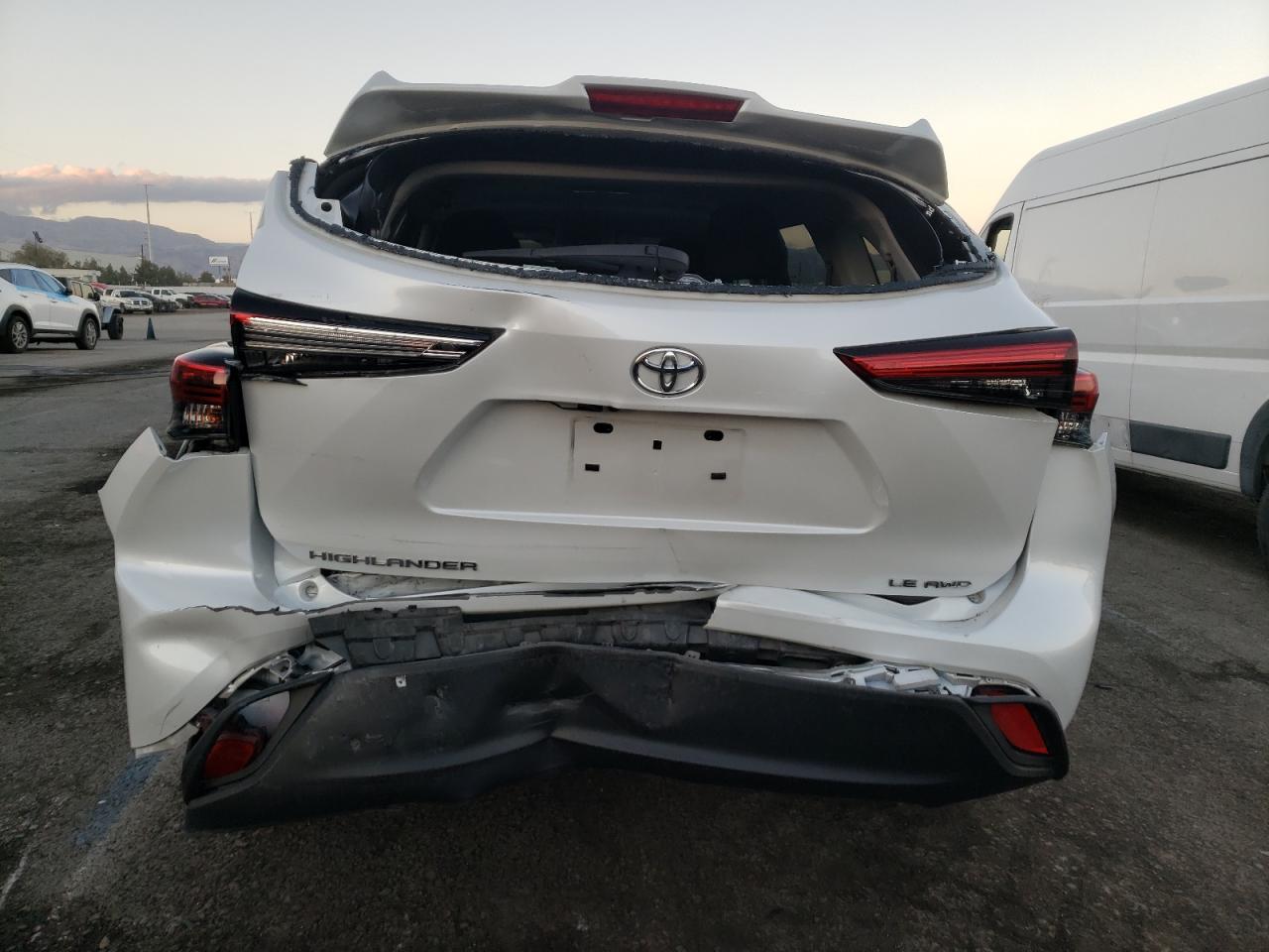 2022 TOYOTA HIGHLANDER L VIN:5TDBZRBHXNS165872