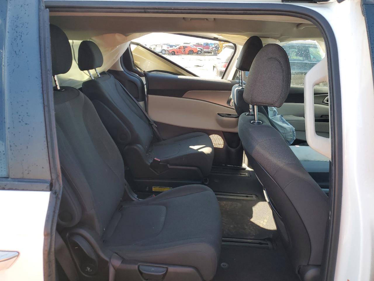 2022 KIA CARNIVAL LX VIN:KNDNB4H38N6131431