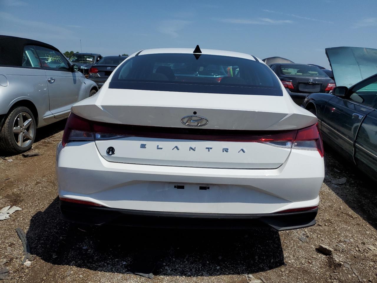 2023 HYUNDAI ELANTRA SEL VIN:5NPLS4AG9PH107135