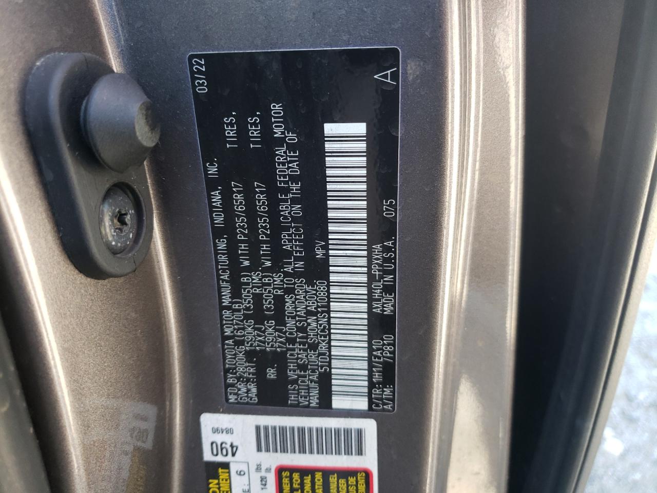 2022 TOYOTA SIENNA XLE VIN:5TDJRKEC5NS110880