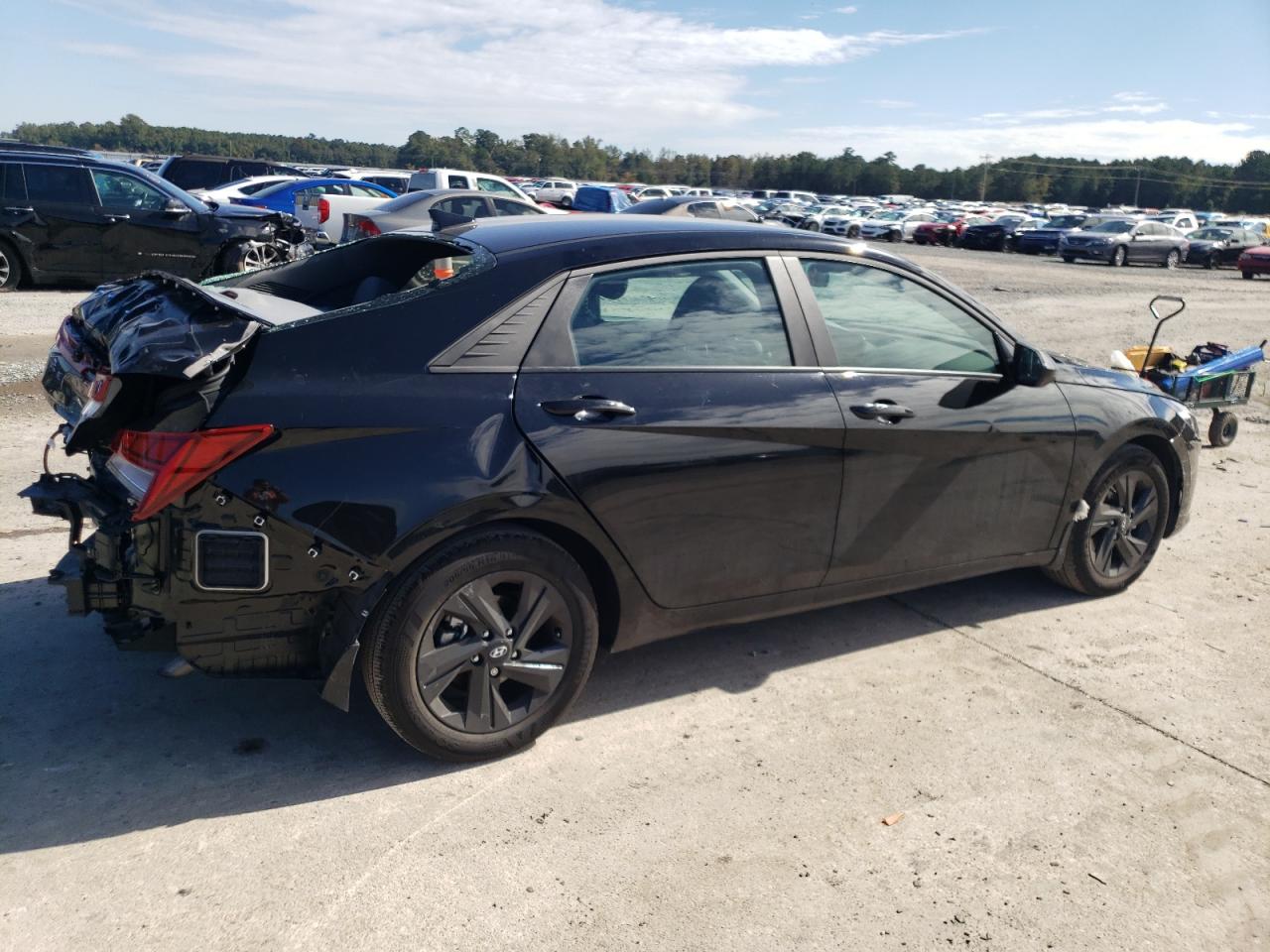 2022 HYUNDAI ELANTRA BLUE VIN:KMHLM4AJ5NU023091