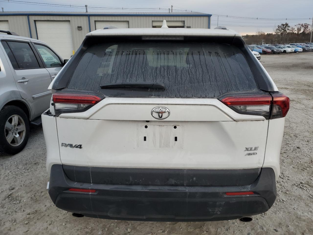 2022 TOYOTA RAV4 XLE VIN:2T3P1RFV3NC268886