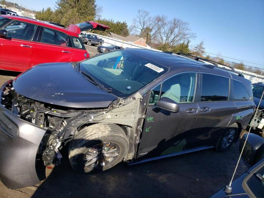 2021 TOYOTA SIENNA LE VIN: 5TDKSKFC8MS016689