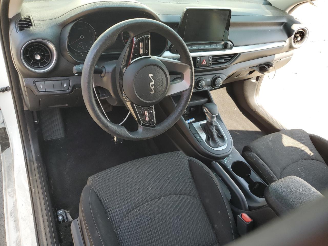 2022 KIA FORTE FE VIN:3KPF24AD3NE439706
