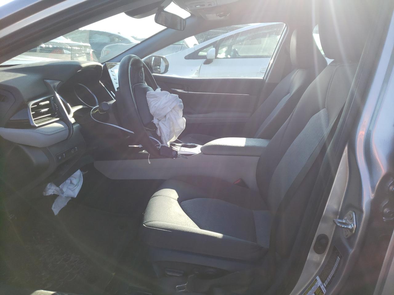 2022 TOYOTA CAMRY LE VIN:4T1C11AK2NU650721