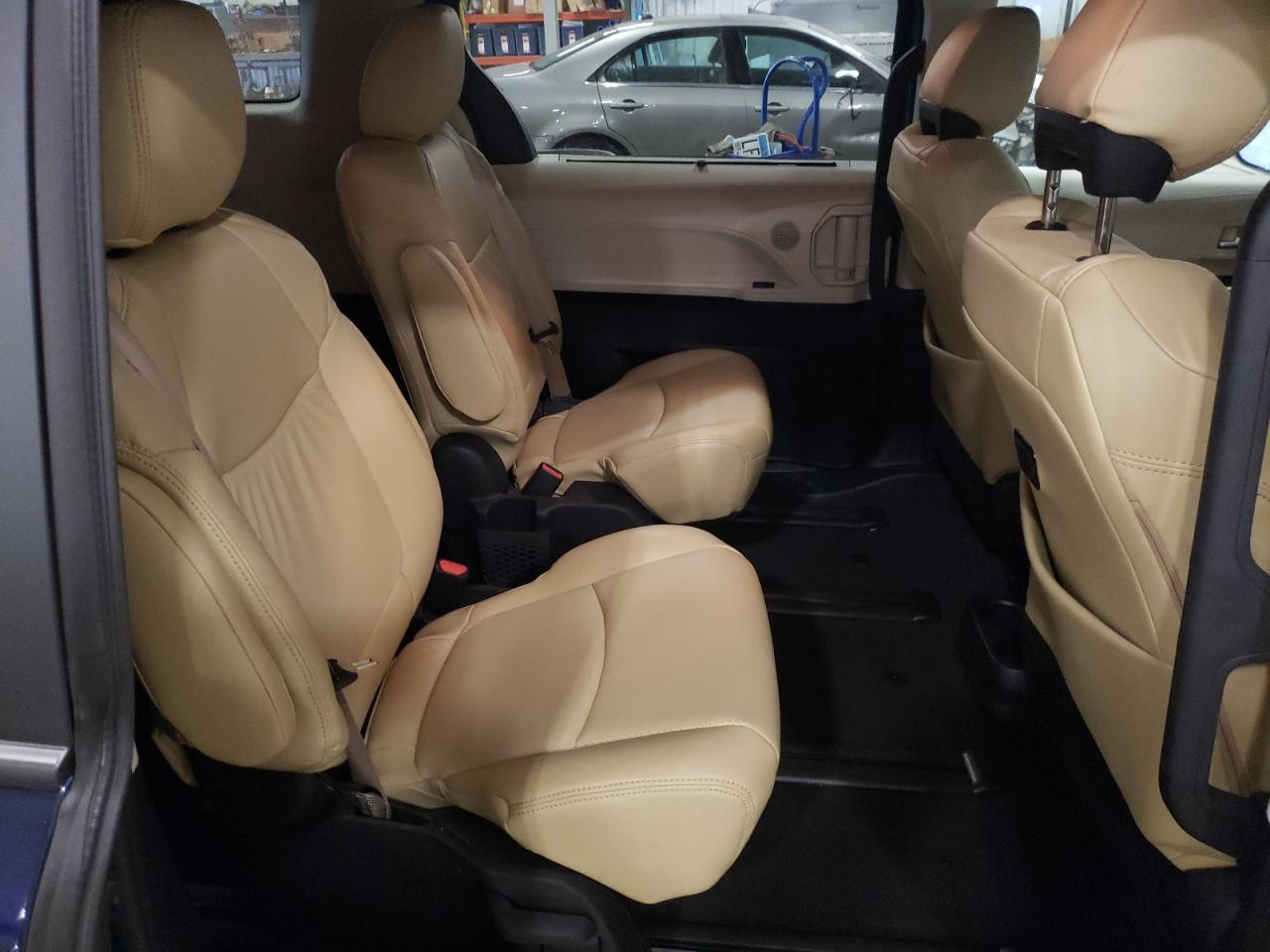 2023 TOYOTA SIENNA XLE VIN:5TDYSKFC1PS108080