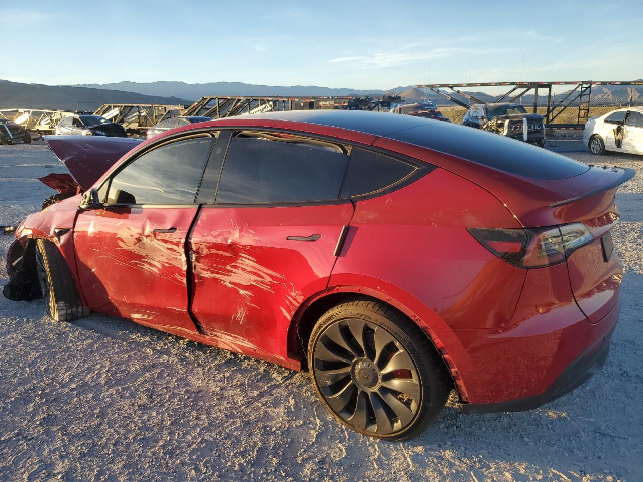 2023 TESLA MODEL Y  VIN:7SAYGDEF7PF832730