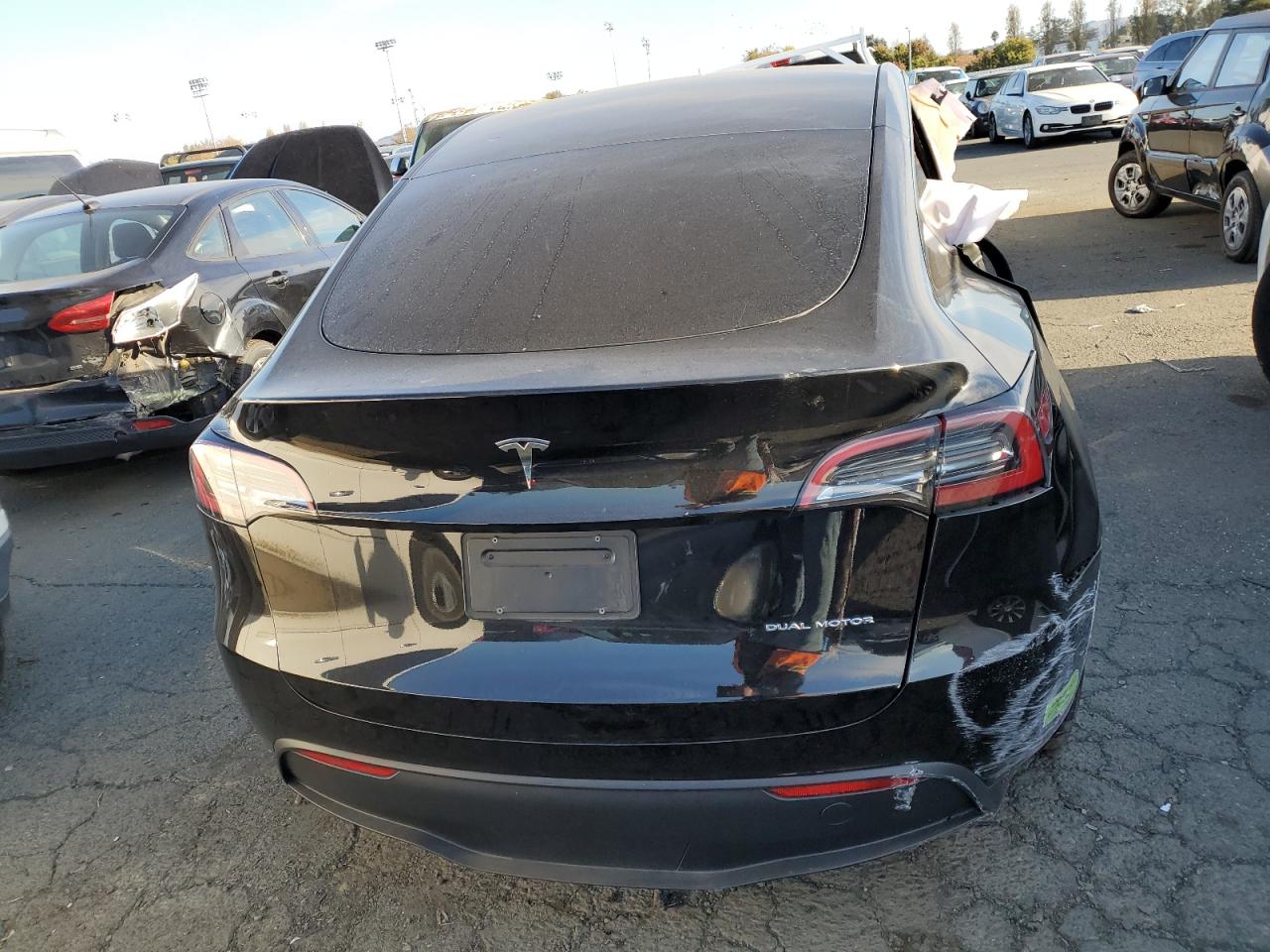 2023 TESLA MODEL Y  VIN:7SAYGAEE4PF634581