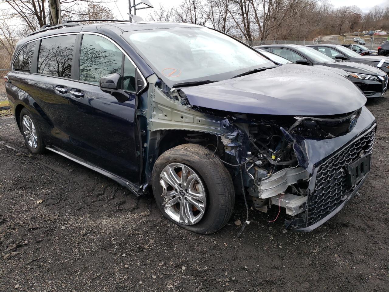 2022 TOYOTA SIENNA XSE VIN:5TDDSKFC5NS059378