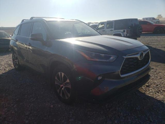 2021 TOYOTA HIGHLANDER XLE VIN: 5TDHZRAH8MS532682