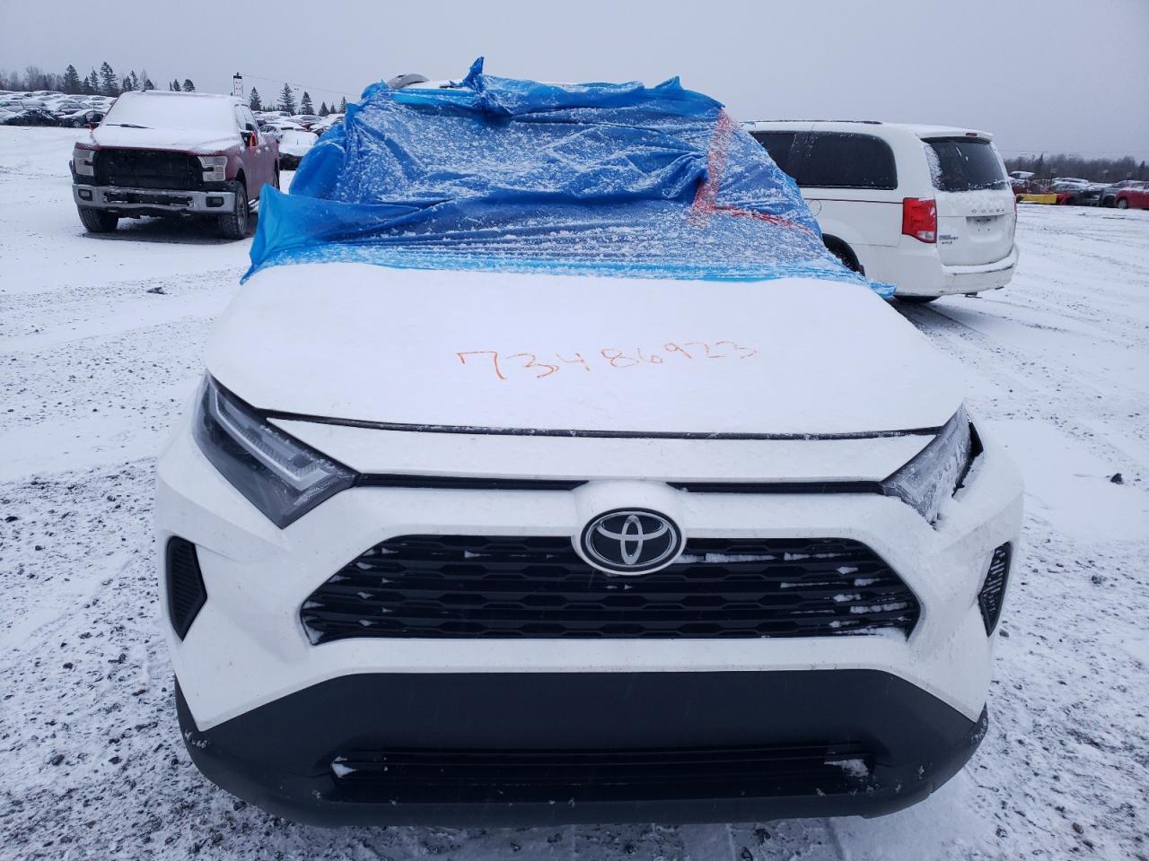 2022 TOYOTA RAV4 XLE VIN:2T3R1RFV5NC319880