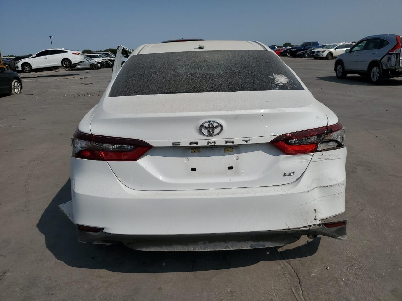 2022 TOYOTA CAMRY LE VIN:4T1R11AK0NU680715