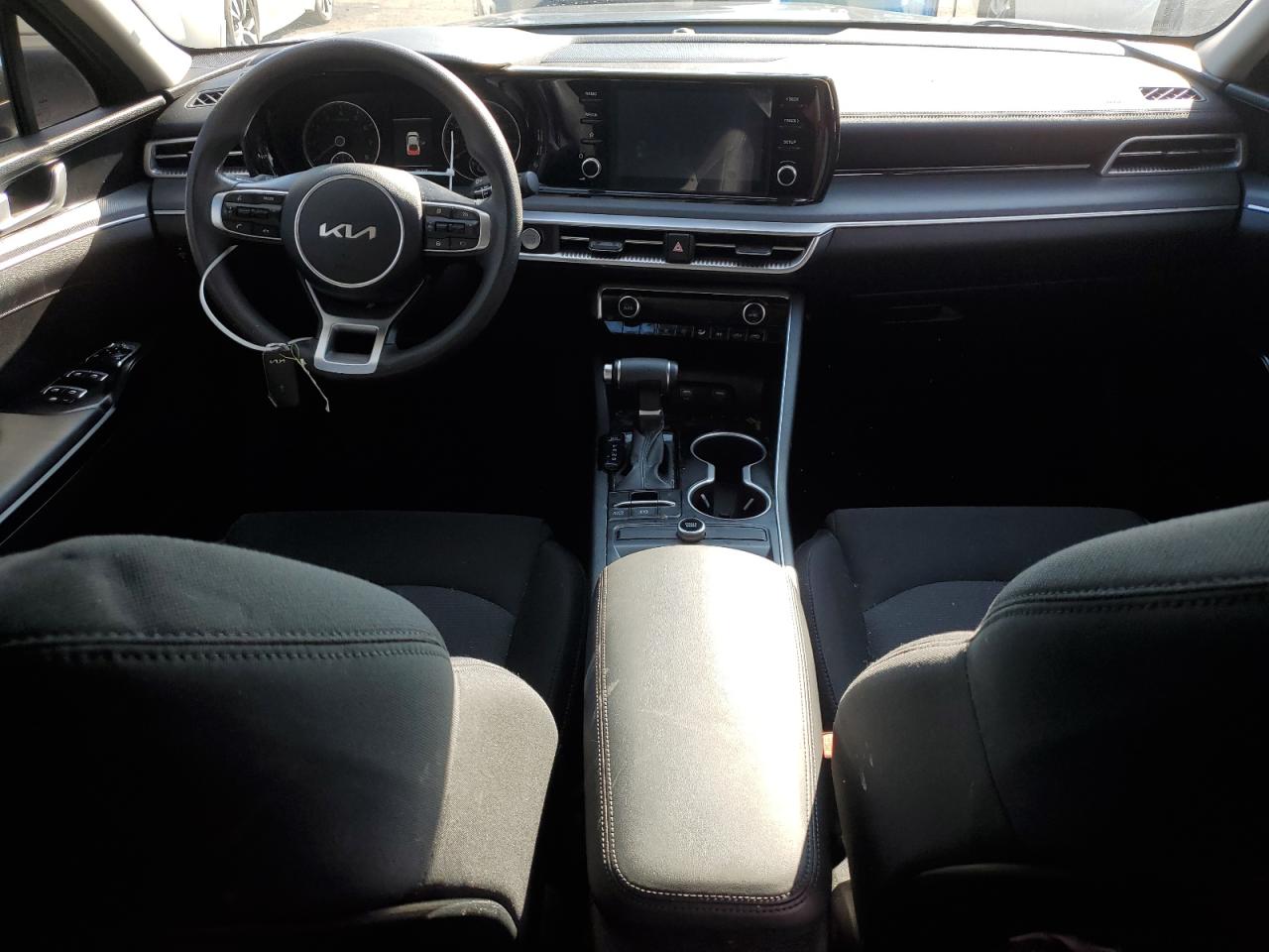 2022 KIA K5 LXS VIN:5XXG14J23NG102143