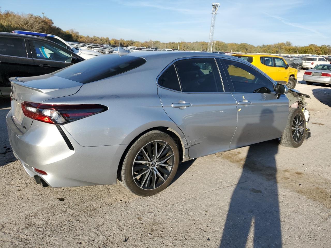 2022 TOYOTA CAMRY SE VIN:4T1G11AK1NU640201