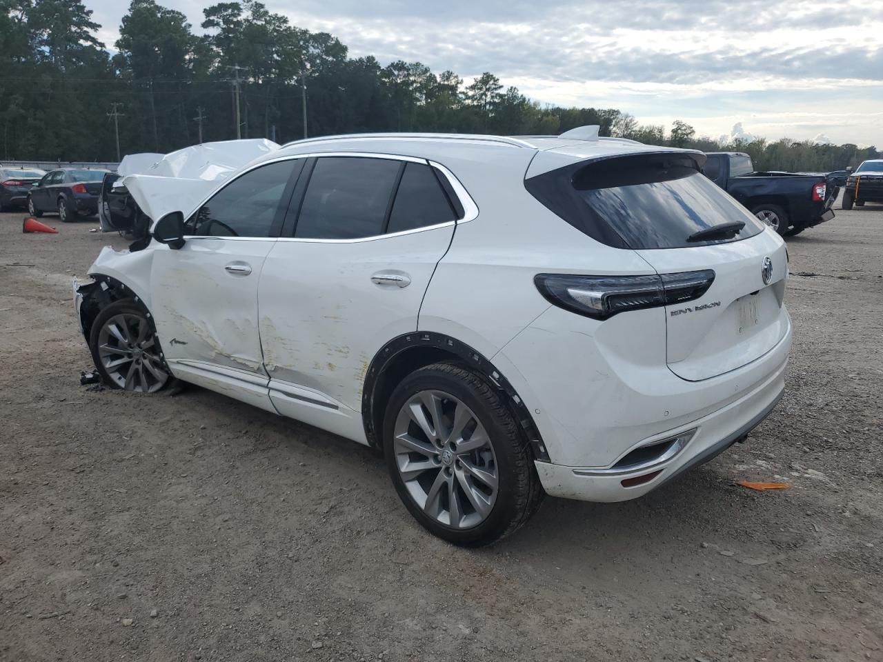 2022 BUICK ENVISION AVENIR VIN:LRBFZRR49ND069987