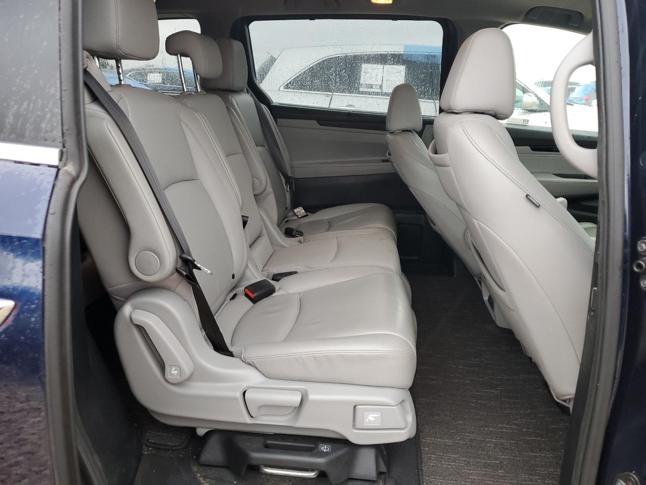 2022 HONDA ODYSSEY TOURING VIN:5FNRL6H82NB005401