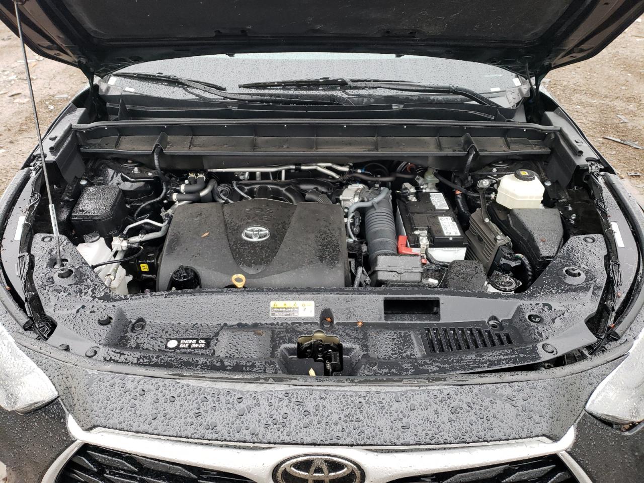 2022 TOYOTA HIGHLANDER XLE VIN:5TDGZRAH0NS118583