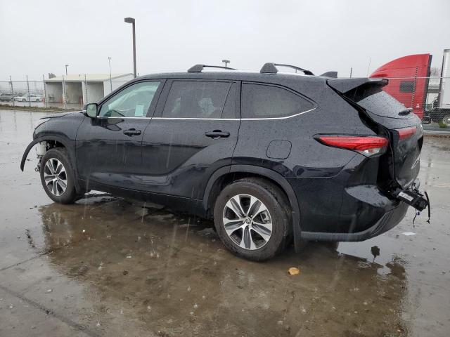 2021 TOYOTA HIGHLANDER XLE VIN: 5TDGZRAH8MS085797