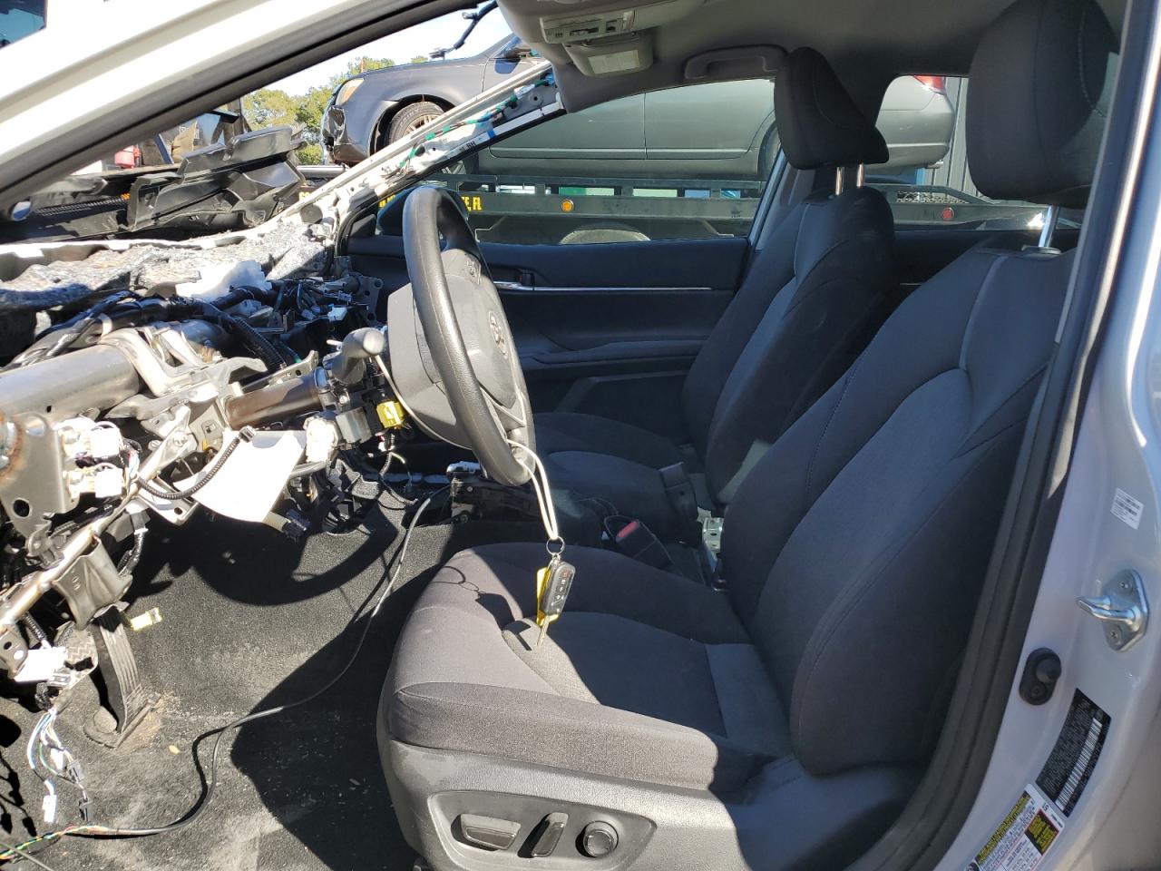 2022 TOYOTA CAMRY LE VIN:4T1C11AK9NU034675